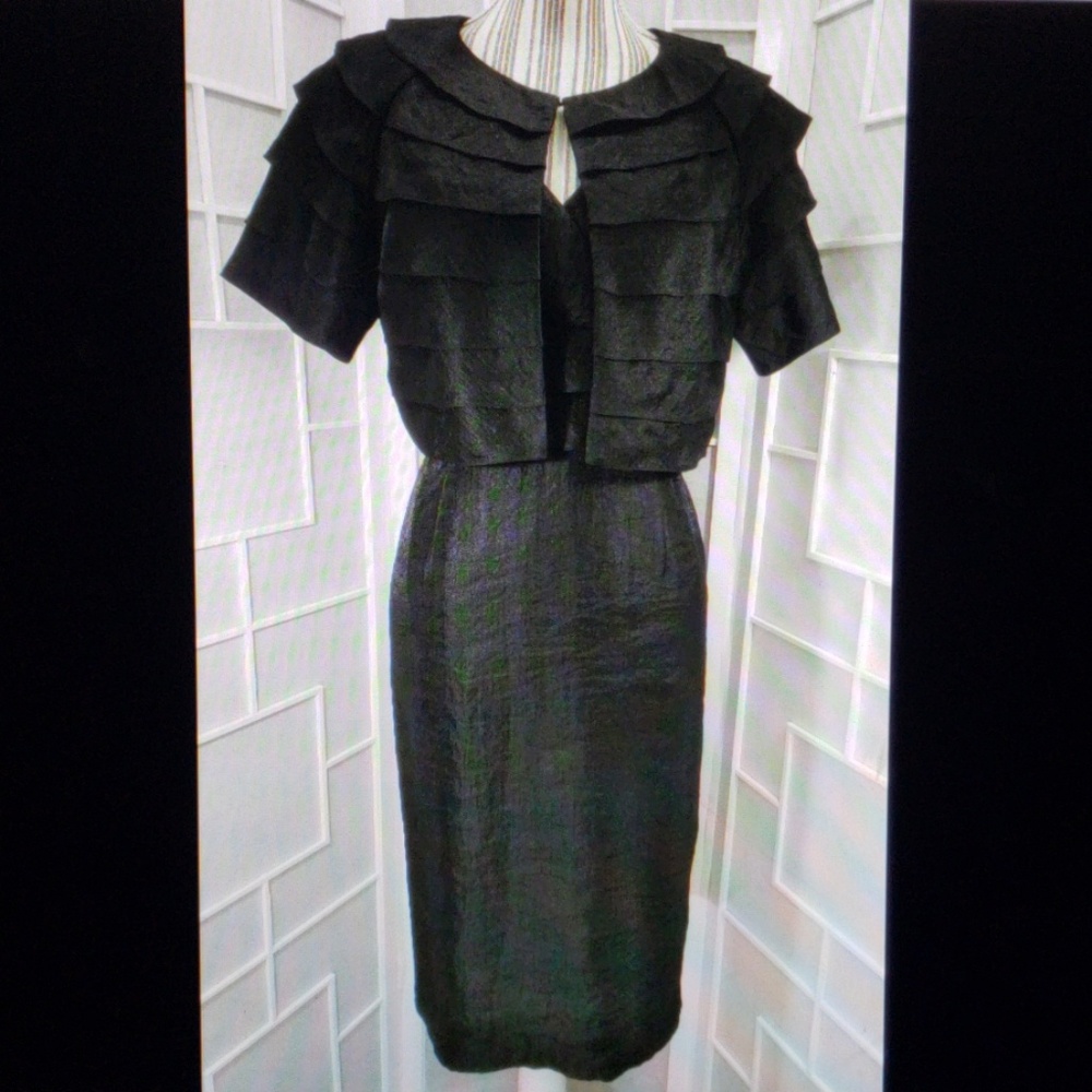 Sz 10 2PC Adrianna Papell Crop Jacket & Dres